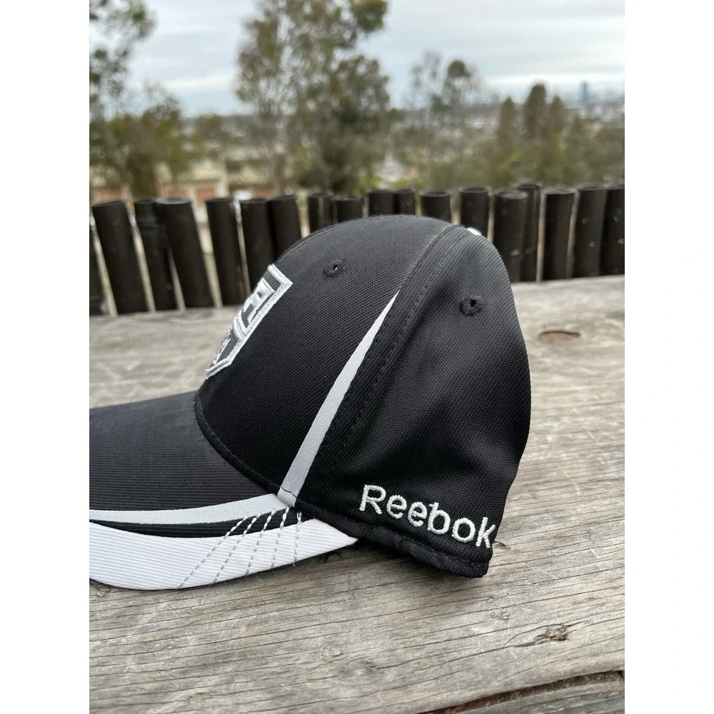 NHL Los Angeles Kings Reebok Adult Structured Flex Fit Cap Hat‎ Beanie NEW!